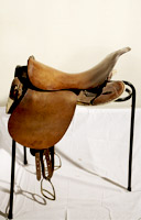 Σέλα αλόγου τύπου στρατού